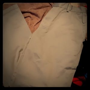 Joseph A Banks 32x32 dress khakis